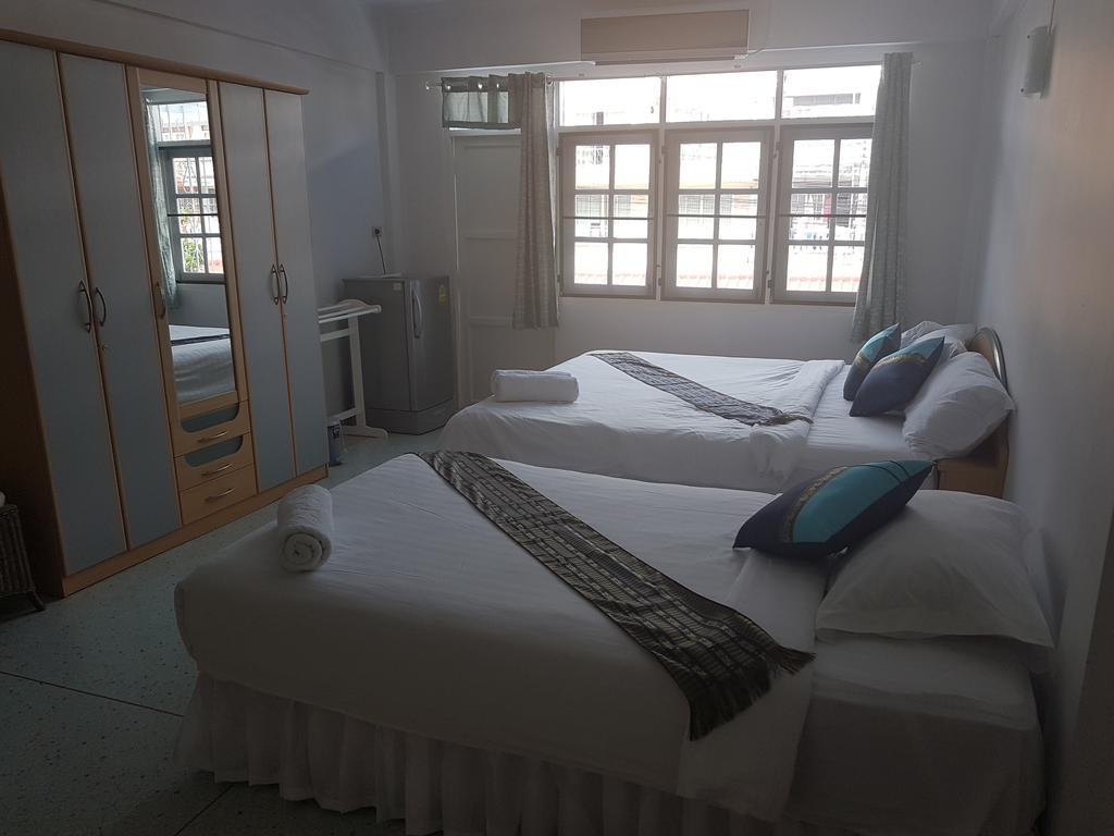 Chaam Guesthouse Cha-Am Bagian luar foto