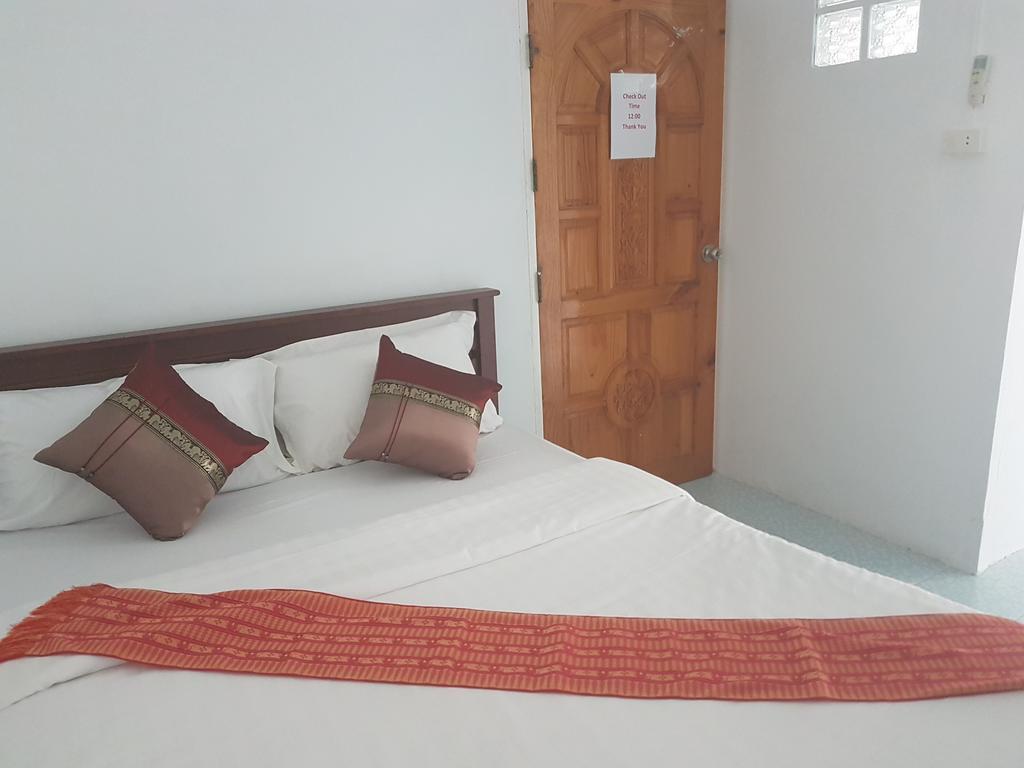 Chaam Guesthouse Cha-Am Bagian luar foto