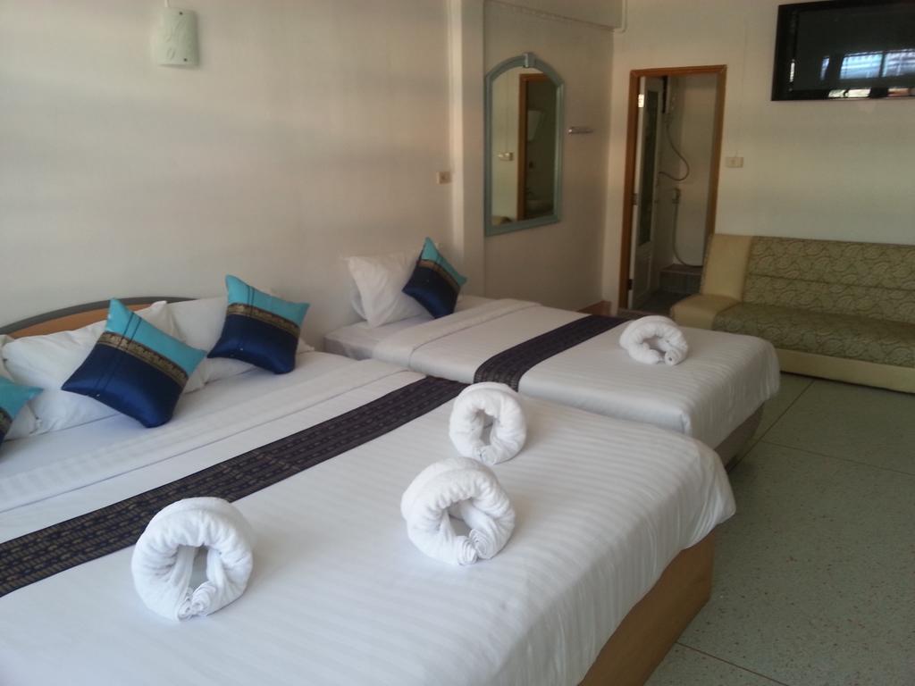 Chaam Guesthouse Cha-Am Bagian luar foto
