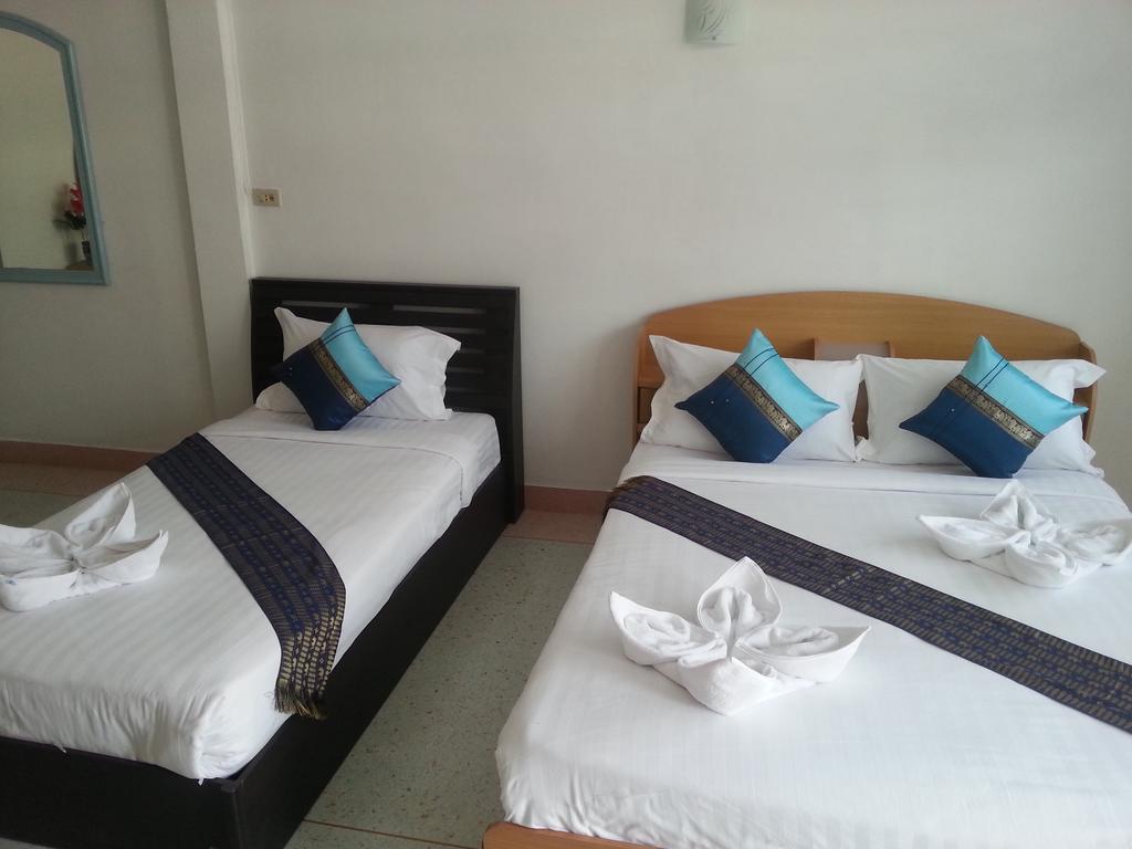 Chaam Guesthouse Cha-Am Bagian luar foto